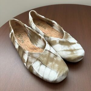 Kork-Ease Women's Tie-Dye Loafers - Tan and Cream